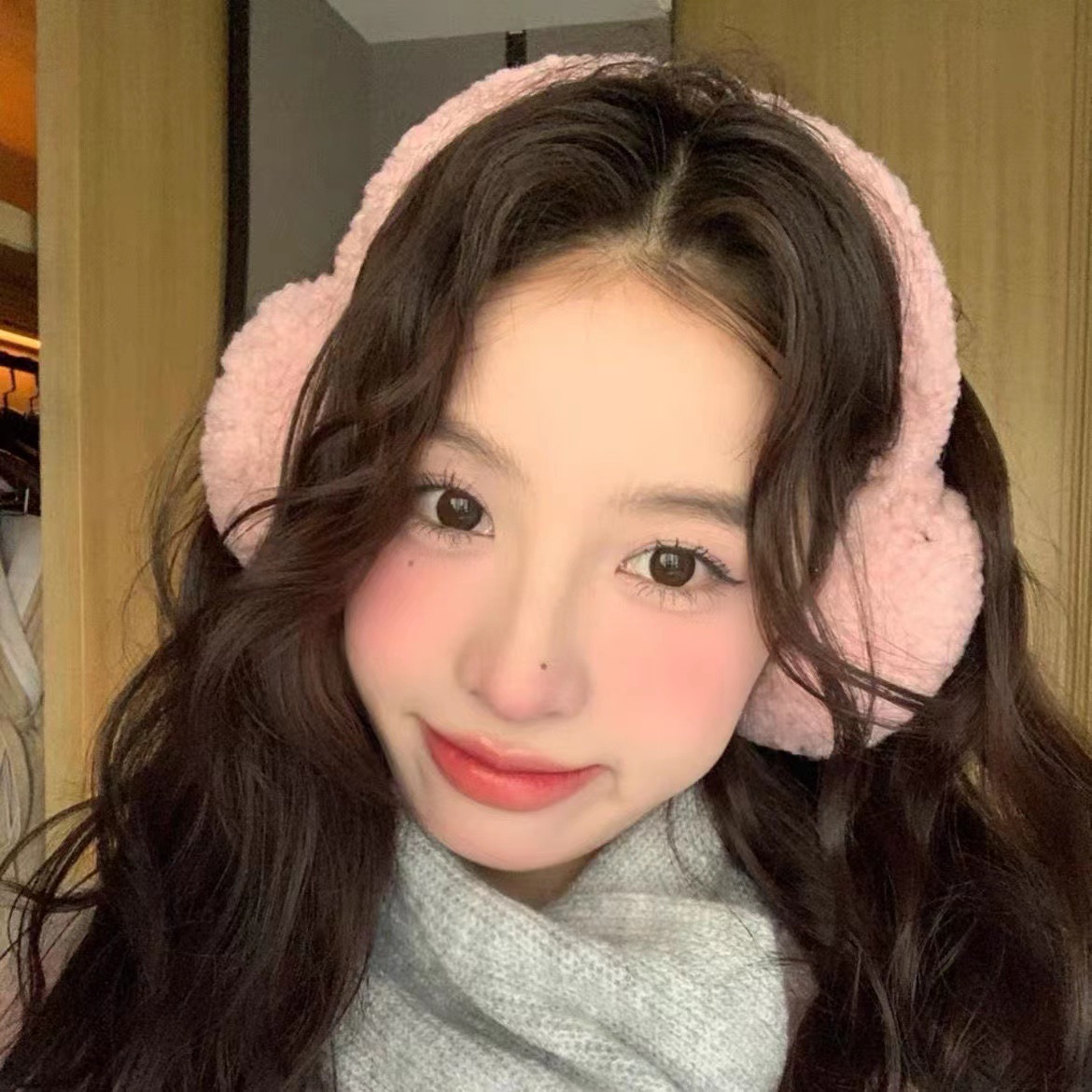 미니멀리스트 Lambswool 플러시 귀마개 겨울 패션 - Winter Clothing Earmuffs 리뷰 및 가격