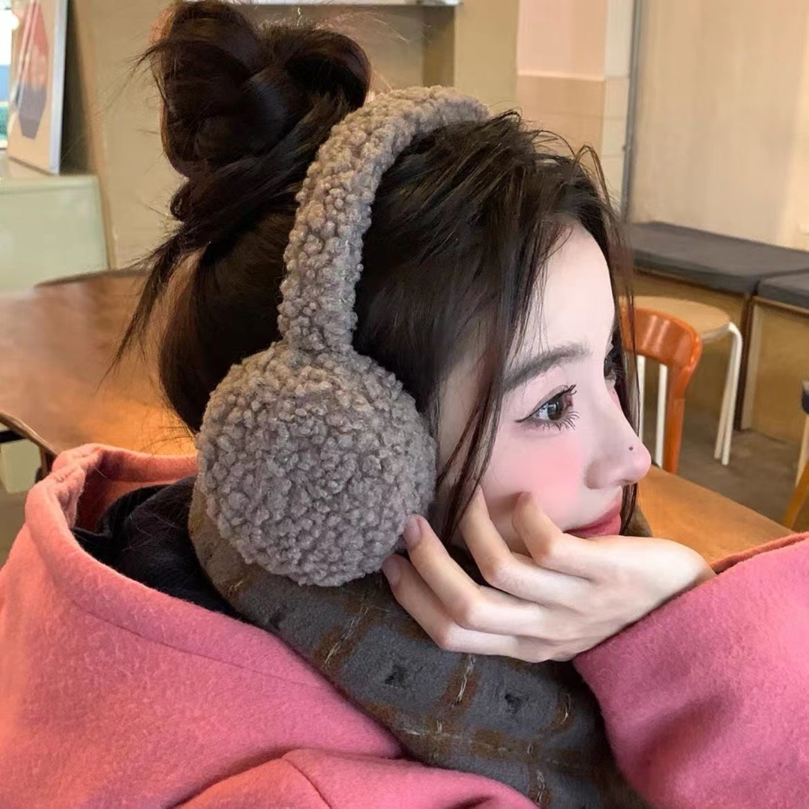 미니멀리스트 Lambswool 플러시 귀마개 겨울 패션 - Winter Clothing Earmuffs 리뷰 및 가격